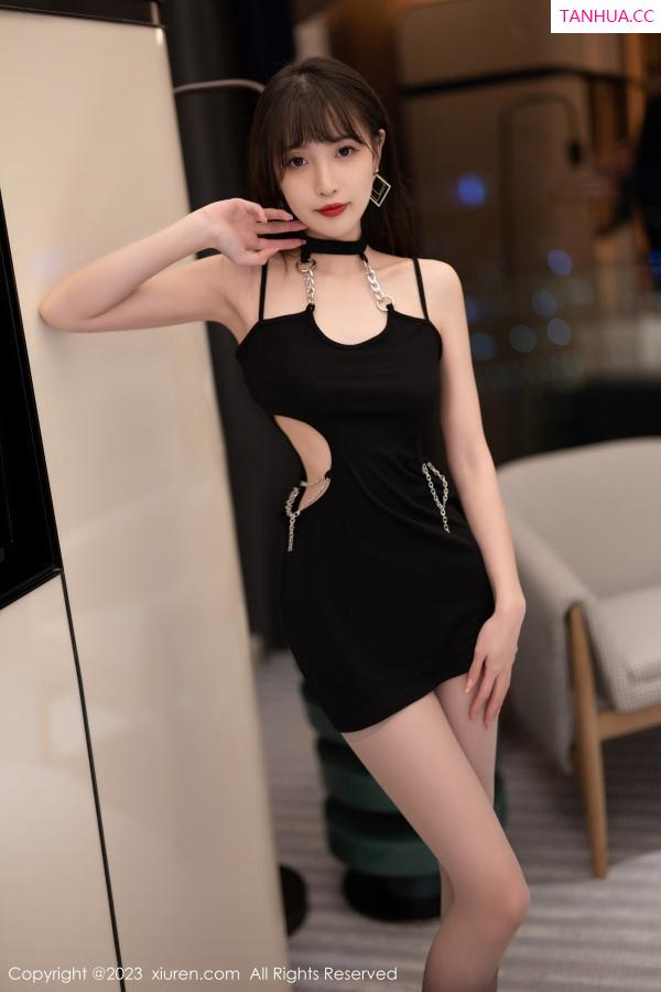 林星阑  [XiuRen]高清写真图 2023.04.12 No.6565 林星阑 丝袜美腿第2张图片